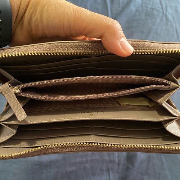 Kate spade long wallet - Picture 2 of 5